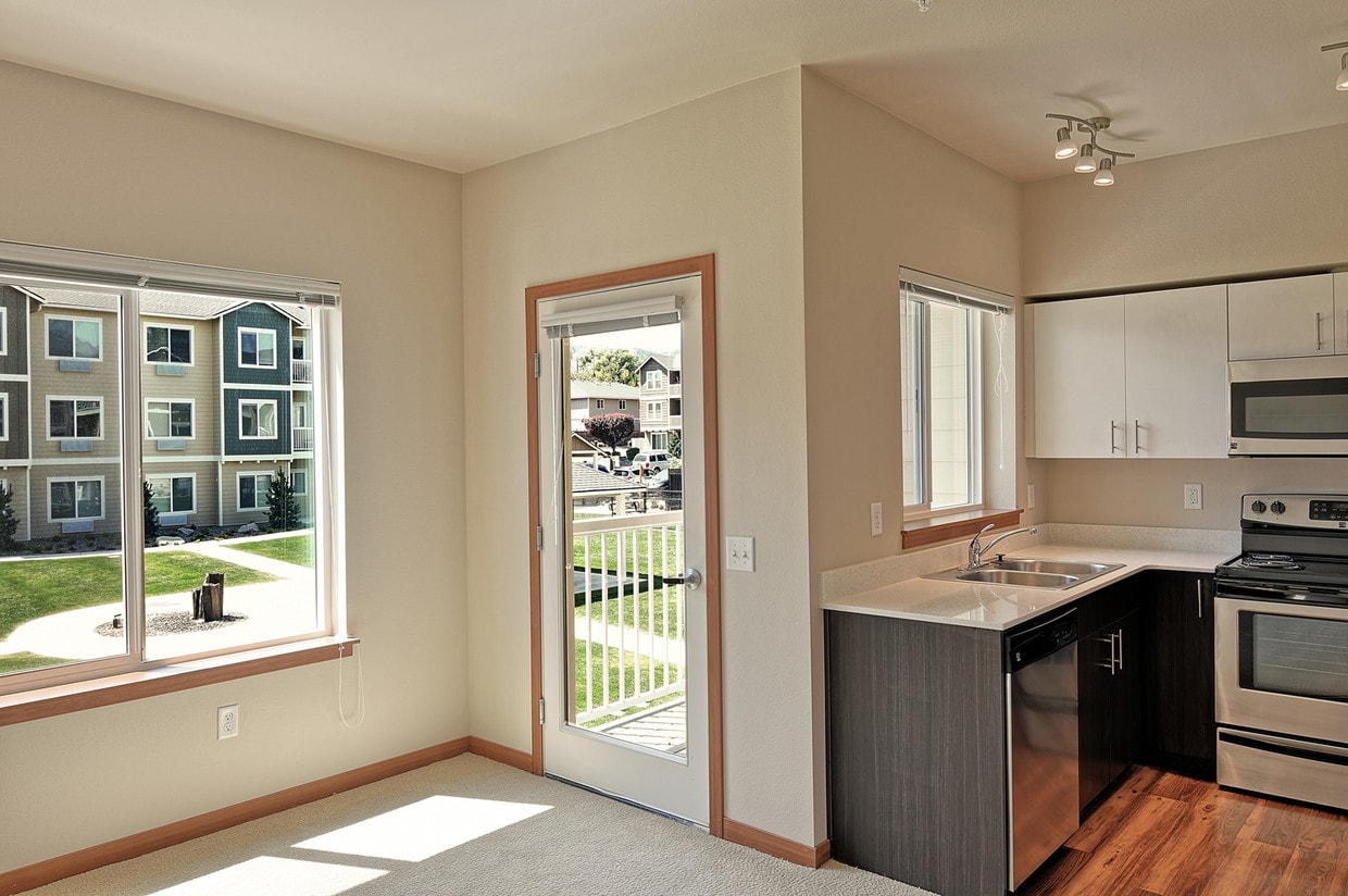 Courtyard 465 Apartments Wenatchee, WA