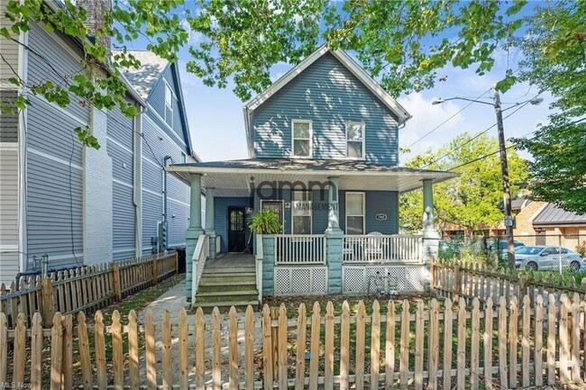 Building Photo - 1960 Randall Rd