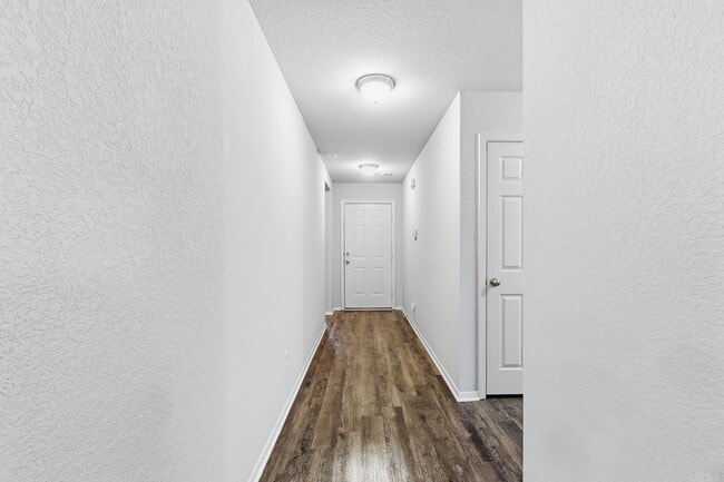 Building Photo - 26 Dunnaway Dr