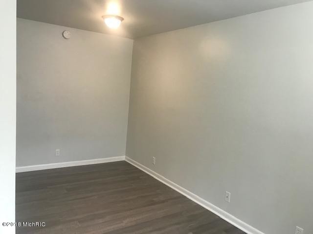 Foto del edificio - 7334 Lovers Ln