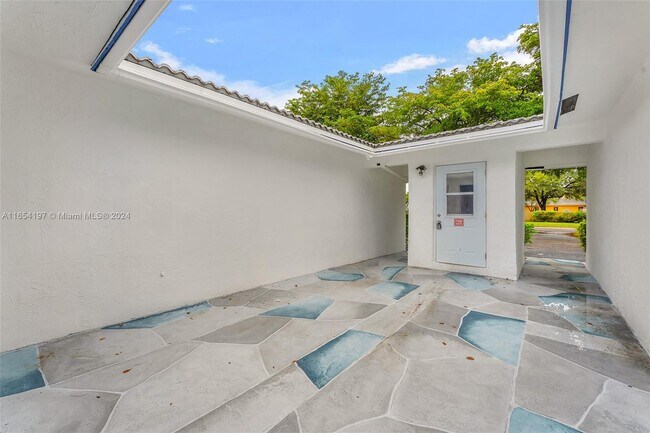Building Photo - 10375 NW 35th St