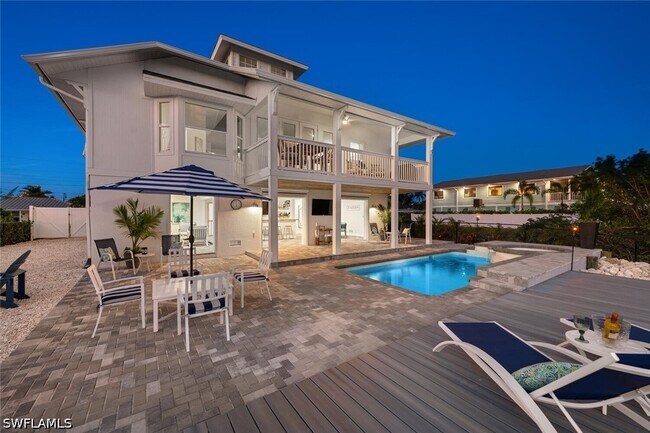 Foto del edificio - 2736 Gulfview Dr