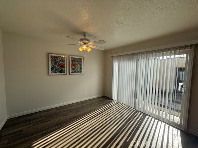 Foto del edificio - 4570 Toledo Way