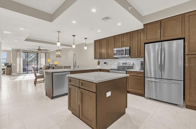 Foto del edificio - 16300 County Rd 455