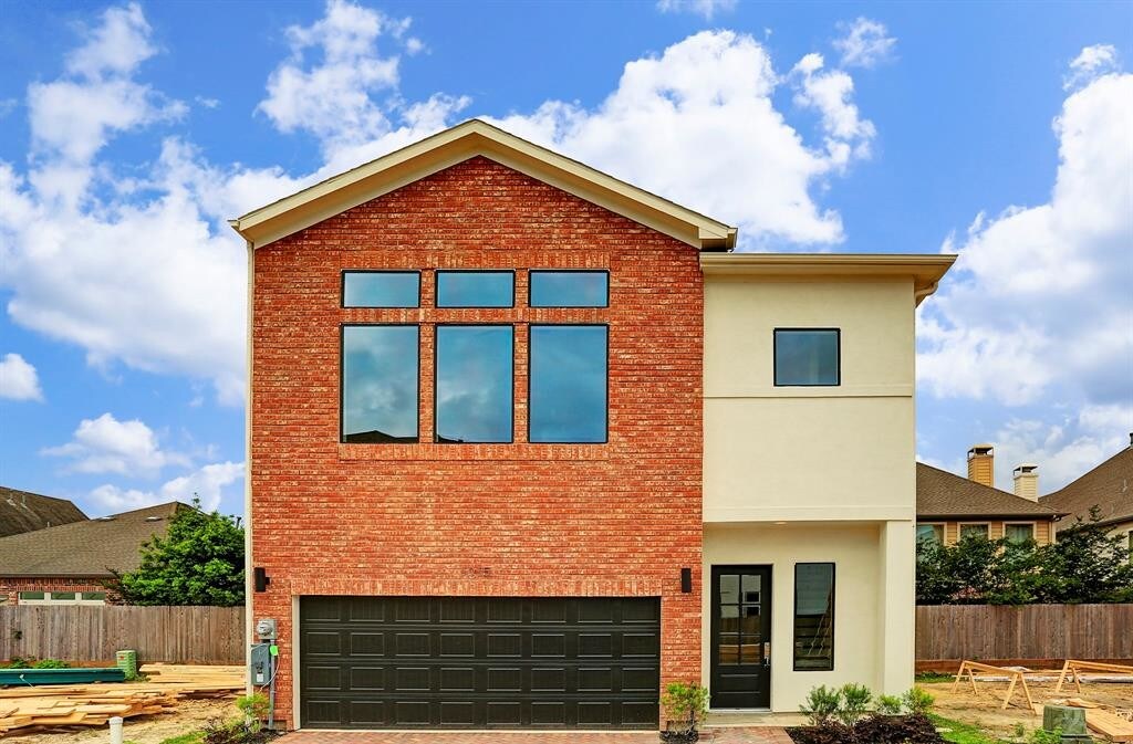 1015 Green Kensington Dr, Houston, TX 77008 House Rental in Houston