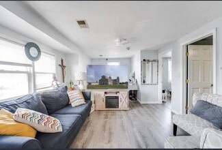 Building Photo - 327 Stover Ave