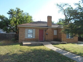 Building Photo - 2424 22nd St