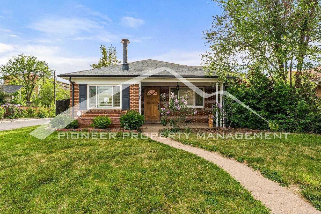 Primary Photo - Beautiful Brick Ranch Hilltop Home!