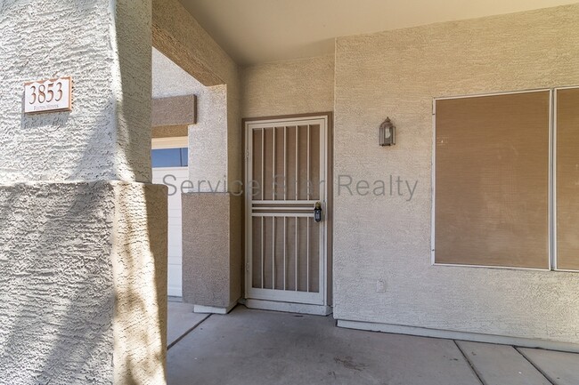 Foto del edificio - 3853 N 141st Dr