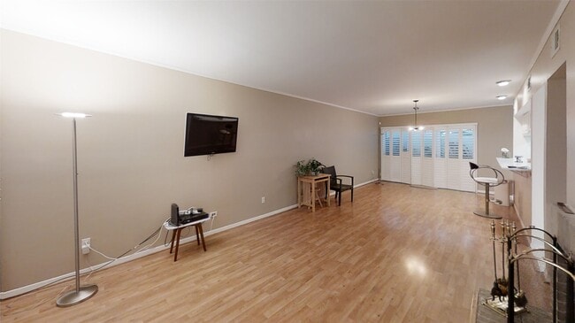 Foto del edificio - 1970 Augusta Dr