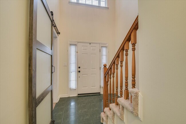 Foto del edificio - 4441 McManus Ct