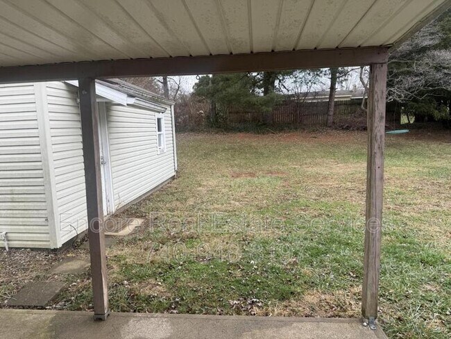 Foto del edificio - 684 Saratoga Ave