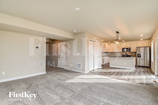 Building Photo - 10189 Luneth Dr