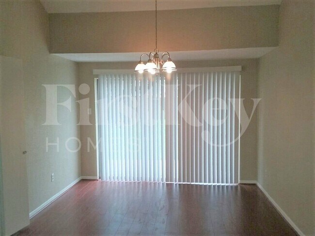 Foto del edificio - 6607 Dusty Dawn Dr