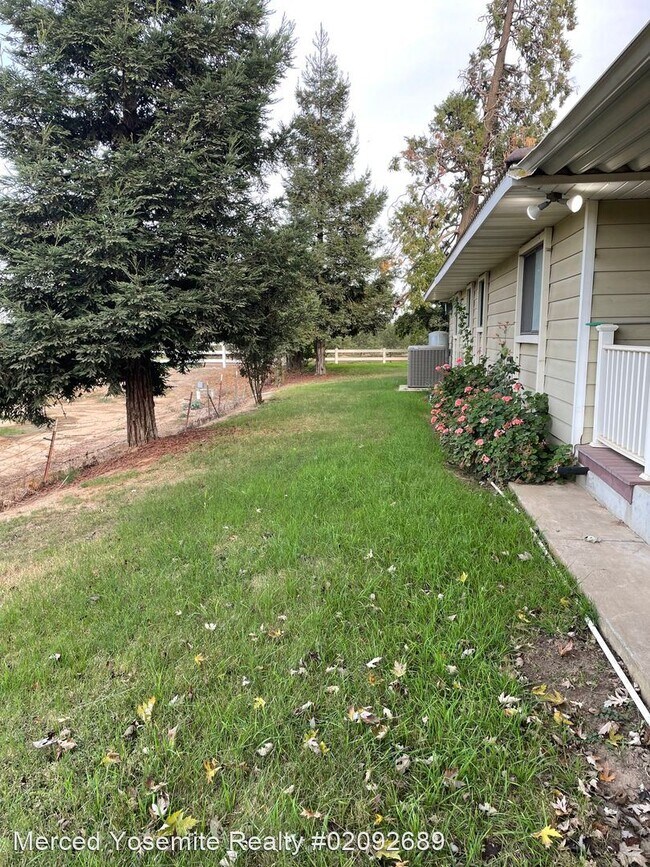 Foto del edificio - 3 br, 2.5 bath House - 8005 Palm Ave