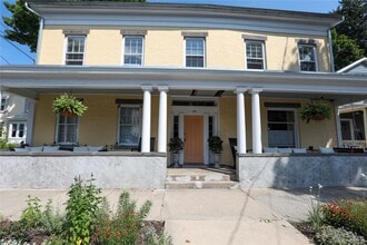 Building Photo - 109 St James St