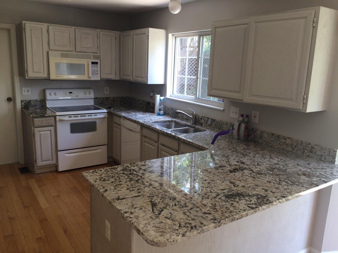 Foto principal - 12908 Polo Parc Dr