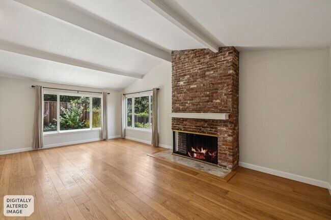 Building Photo - 309 Walsh Rd