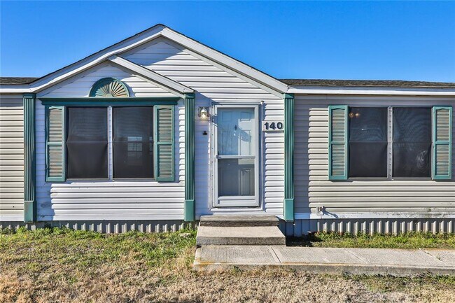 Foto del edificio - 140 Blessing Ln