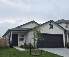 Building Photo - 26410 Cedar Sedge Dr