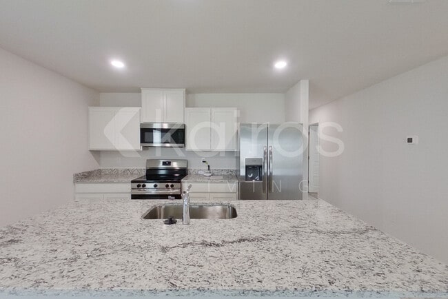 Building Photo - 14232 Ruffian Ave