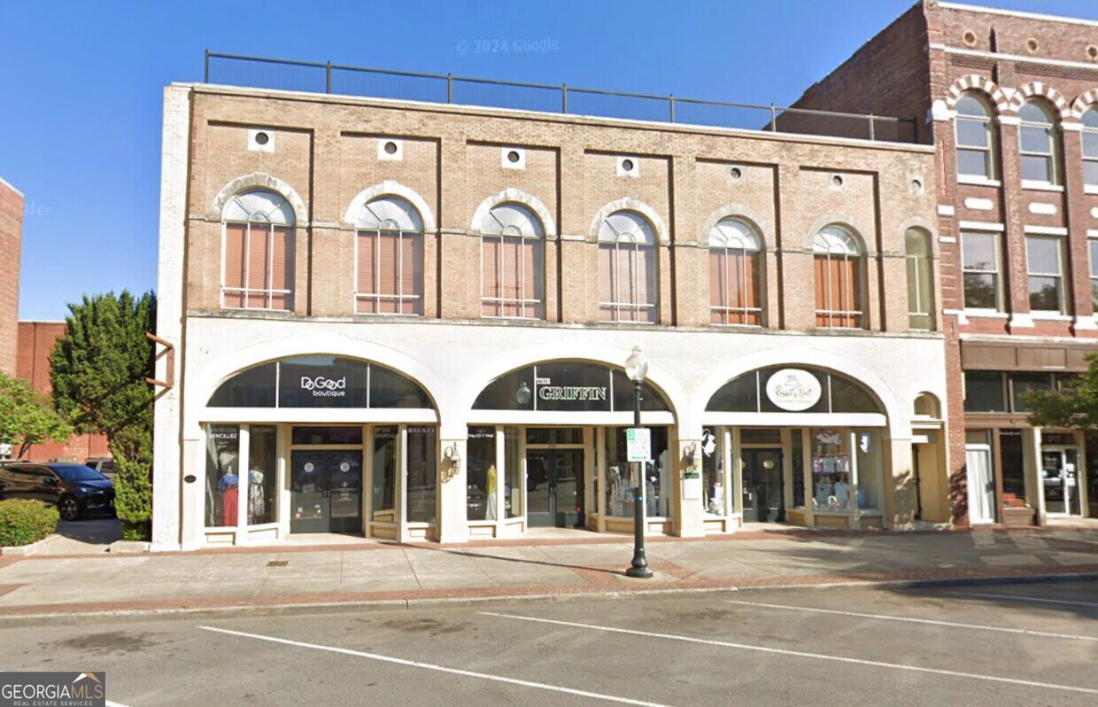 Foto principal - 215 Broad St