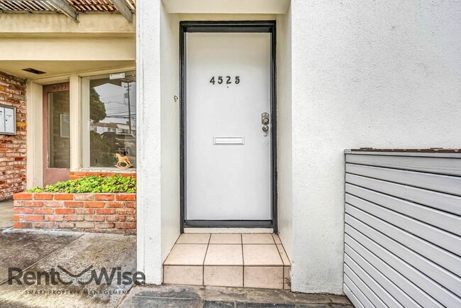 Foto del edificio - 4525-4529 Irving St. SF