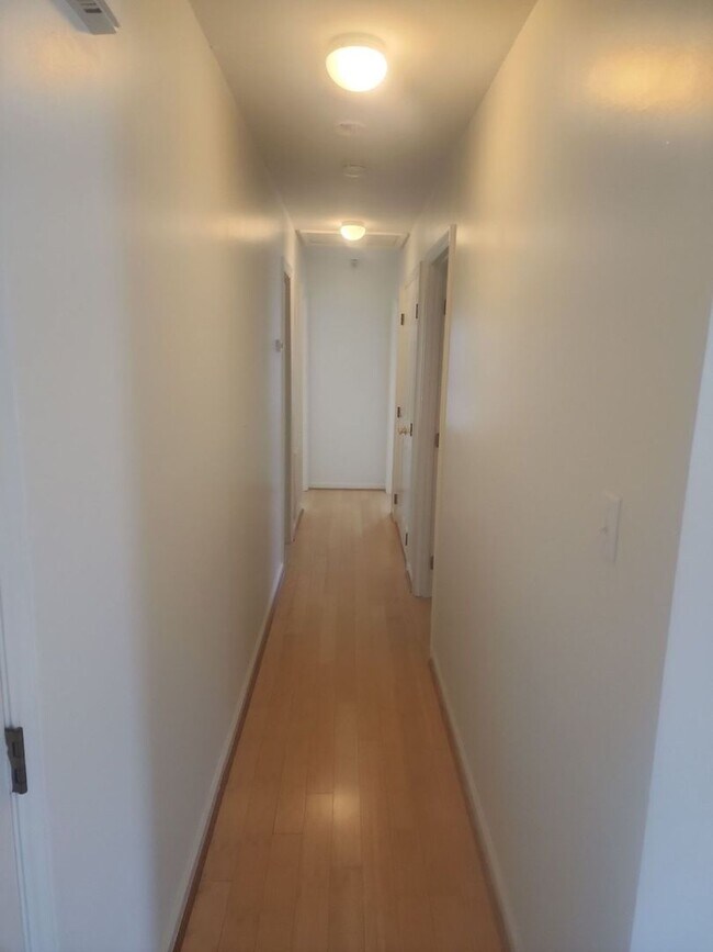 Foto del edificio - Downtown Raleigh Gem – $500 Off First Mont...