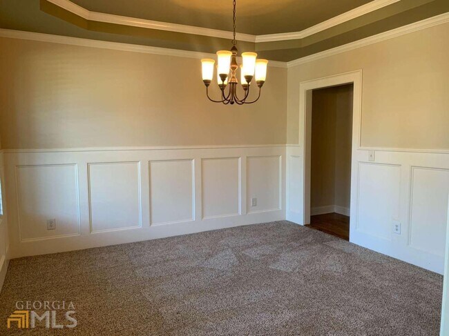 Building Photo - 270 Vantage Dr