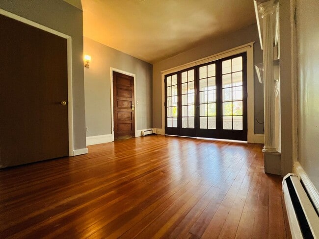 Building Photo - 57 S Main Ave