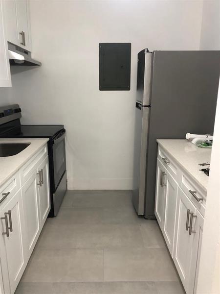 Foto principal - 2916 Funston St