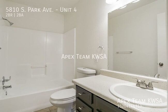 Building Photo - 5810 S Park Ave