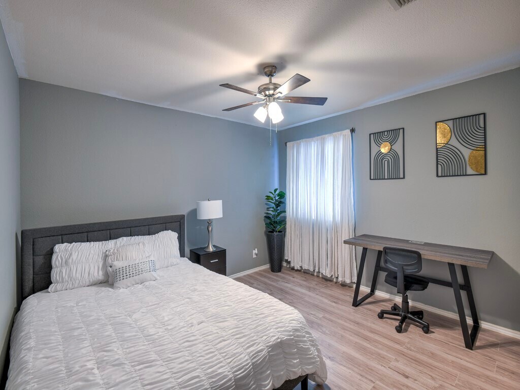 Foto principal - 4007 Bur Oak Path
