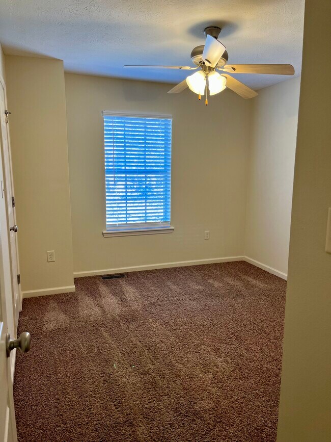 Foto del edificio - 1530 Davis St