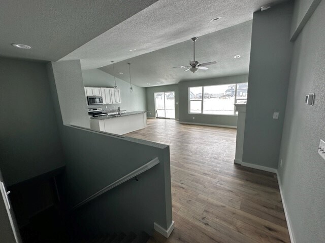 Foto del edificio - 1005 Phipps Ave