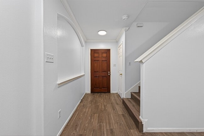 Building Photo - 10039 Morocco Rd