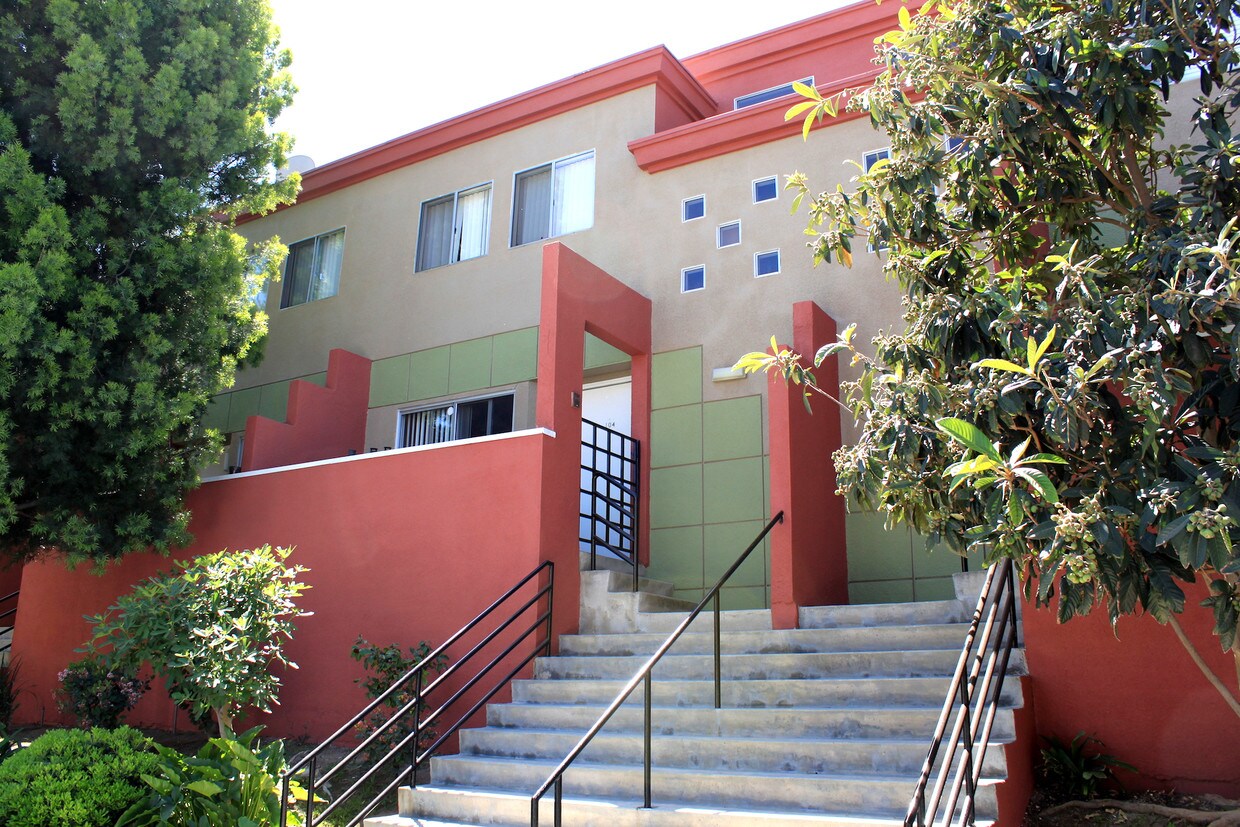 21030 Gresham St, Los Angeles, CA 91304 Townhome Rentals in Los