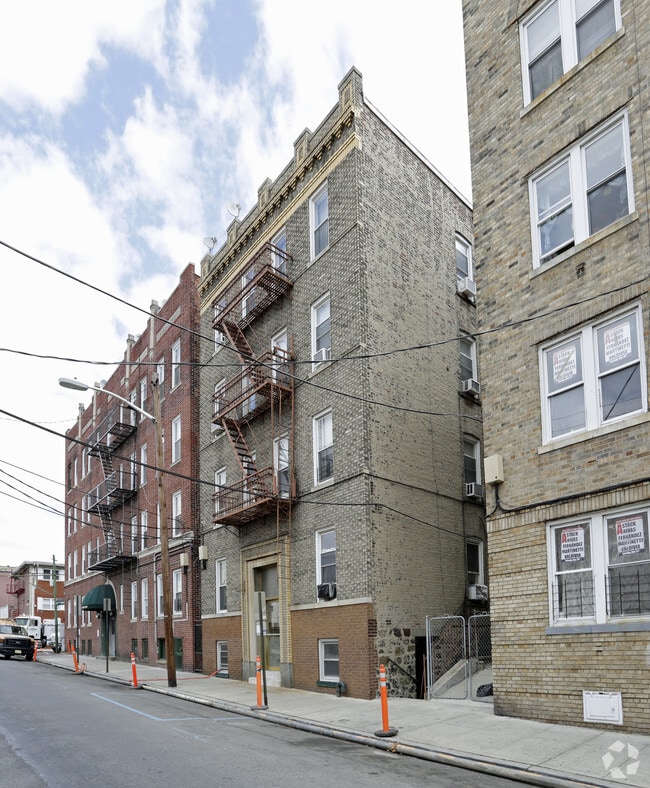 1512 Bergenline Ave, Union City, NJ 07087 Apartments Union City, NJ