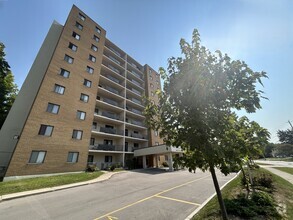 Building Photo - Green Valley Towers