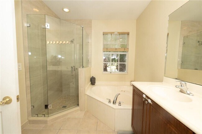 Foto del edificio - 2761 SW 85th Ave