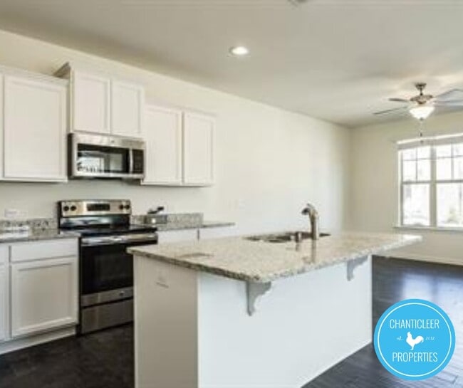 Photo - 5830 Crestlawn Ct Townhome