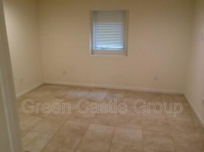 Foto del edificio - 323-325 College Street, Unit 2