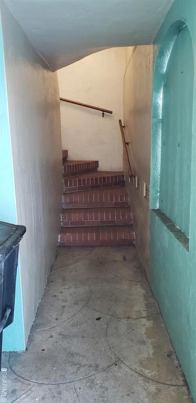 Building Photo - 1440 Pacheco St