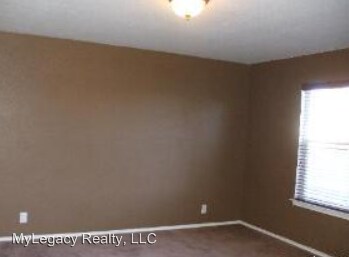 Building Photo - 4 br, 2.5 bath House - 6234 Royal Ridge