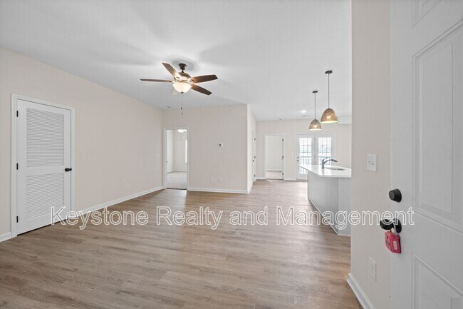 Building Photo - 15 Millswood Dr