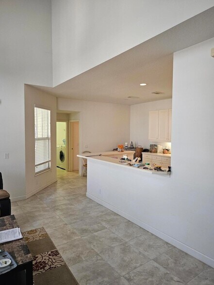 Foto del edificio - 10451 SW Academic Way