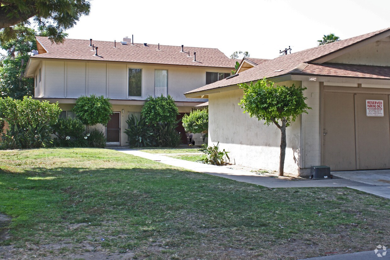 Primary Photo - 14602 Carfax Dr