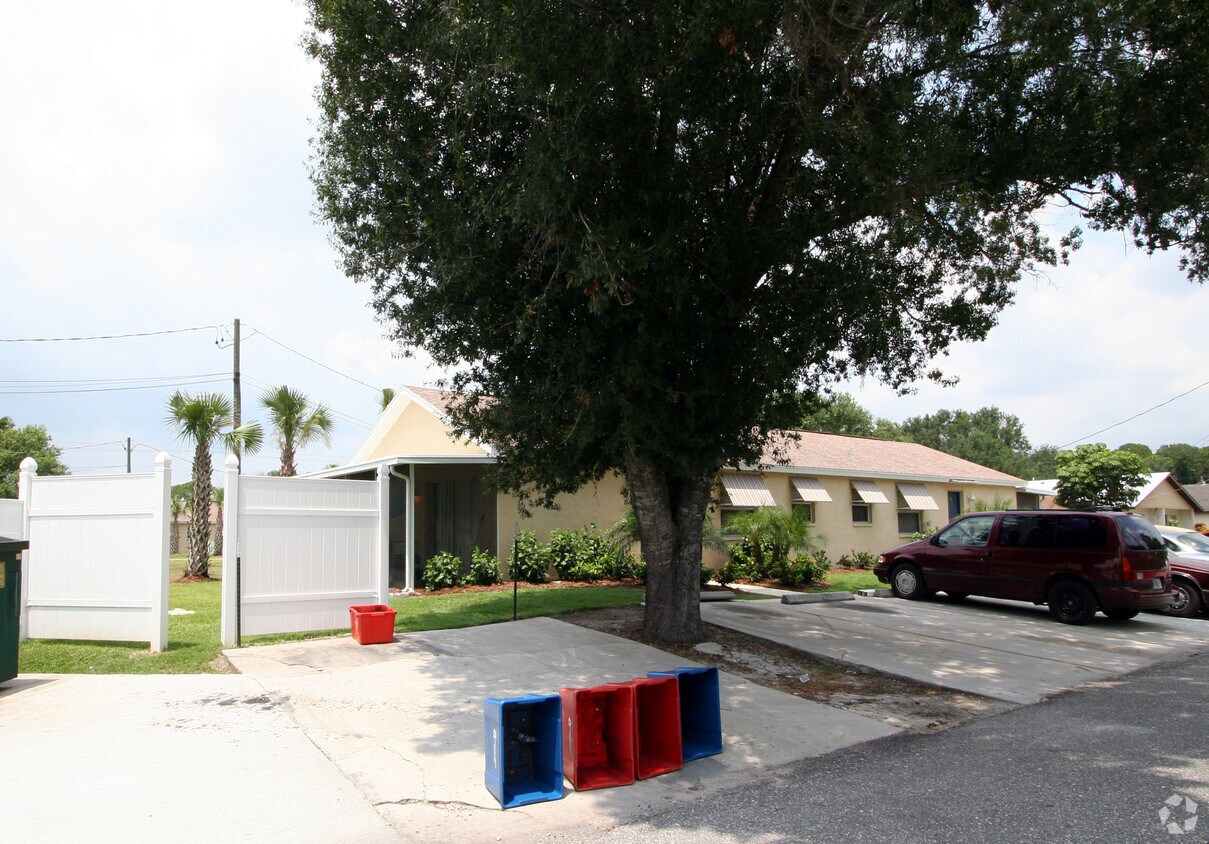 Foto del edificio - 5529 Palmer Blvd