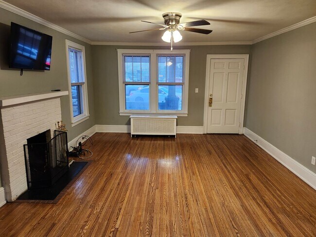 Foto del edificio - SHORT TERM Single Family 5 BR House in Harrisonburg Available NOW