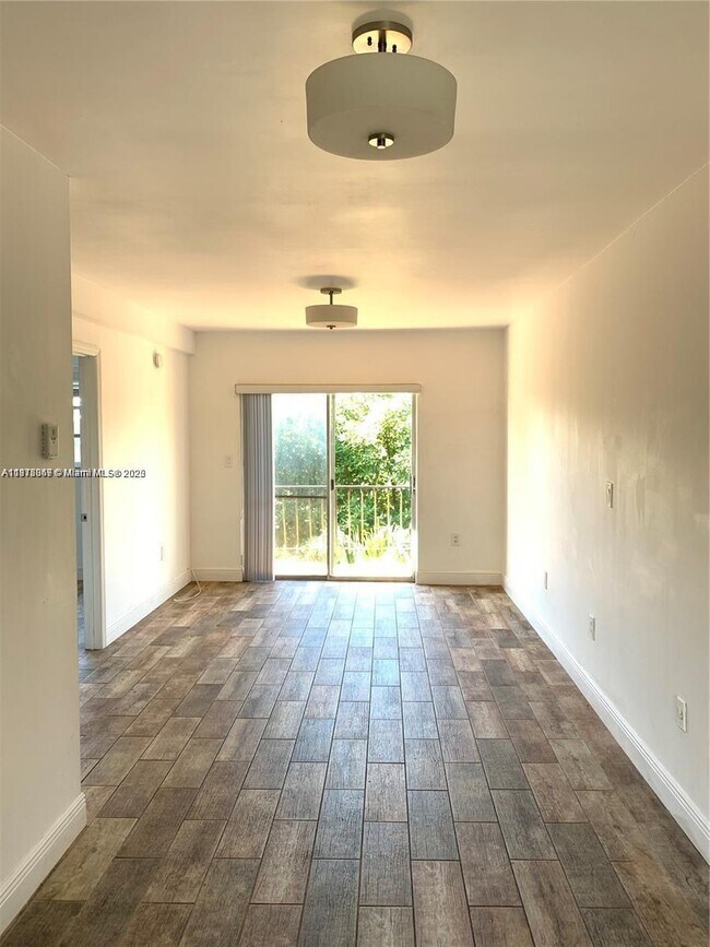 Foto del edificio - 1478 NW 1st St